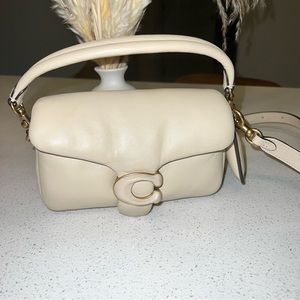 Coach Pillow Tabby Shoulder Bag 18(Small)